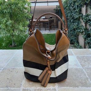 Burberry Ashby Bag House Check Canvas Medium